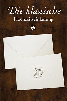 Cremefarbene Karte aus Büttenpapier mit typischem Büttenrand und ovaler Prägung in der Mitte.